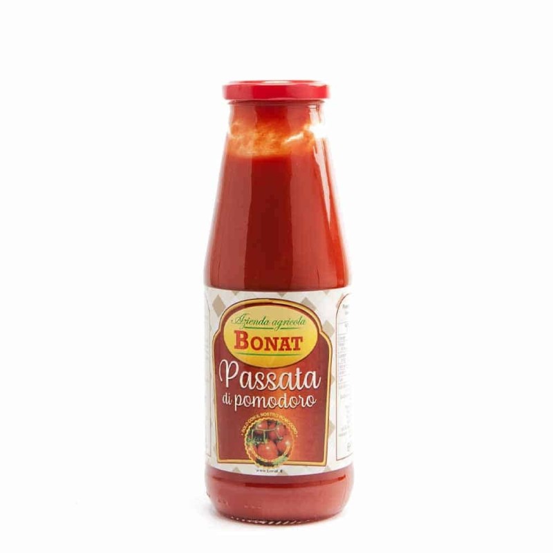Tomato passata