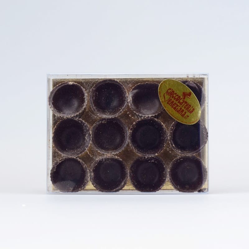 dark chocolate cups