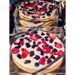 Torta al Cioccolato Bianco e Frutta