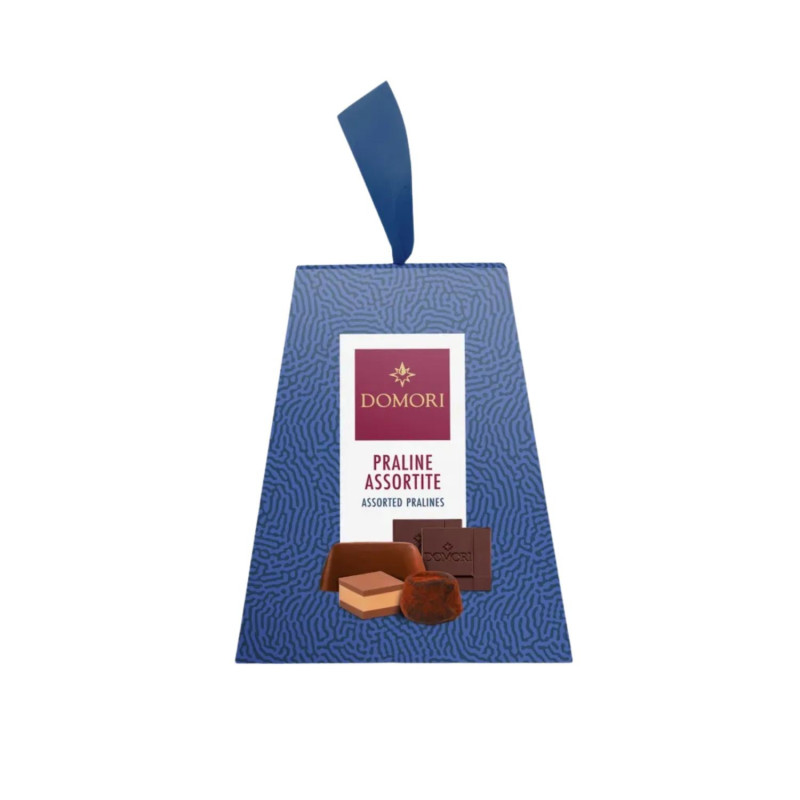 cremini classici, giandujotti classici, tartufi neri e napolitains fondenti.