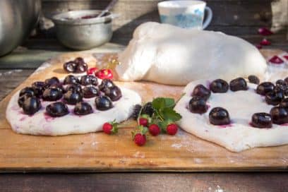 Focaccia-di-grano-saraceno-alle-ciliegie-2