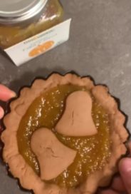 crostata-al-cacao-con-confettura-di-zucca