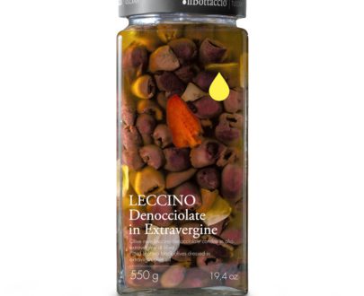 Olive-nere-Leccino-denocciolate-condite-in-olio-extravergine