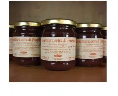 Confettura-extra-di-fragole