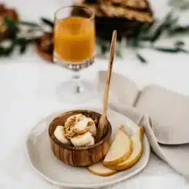 granola-agrumi-bacche-di-gelso-banana-mimina